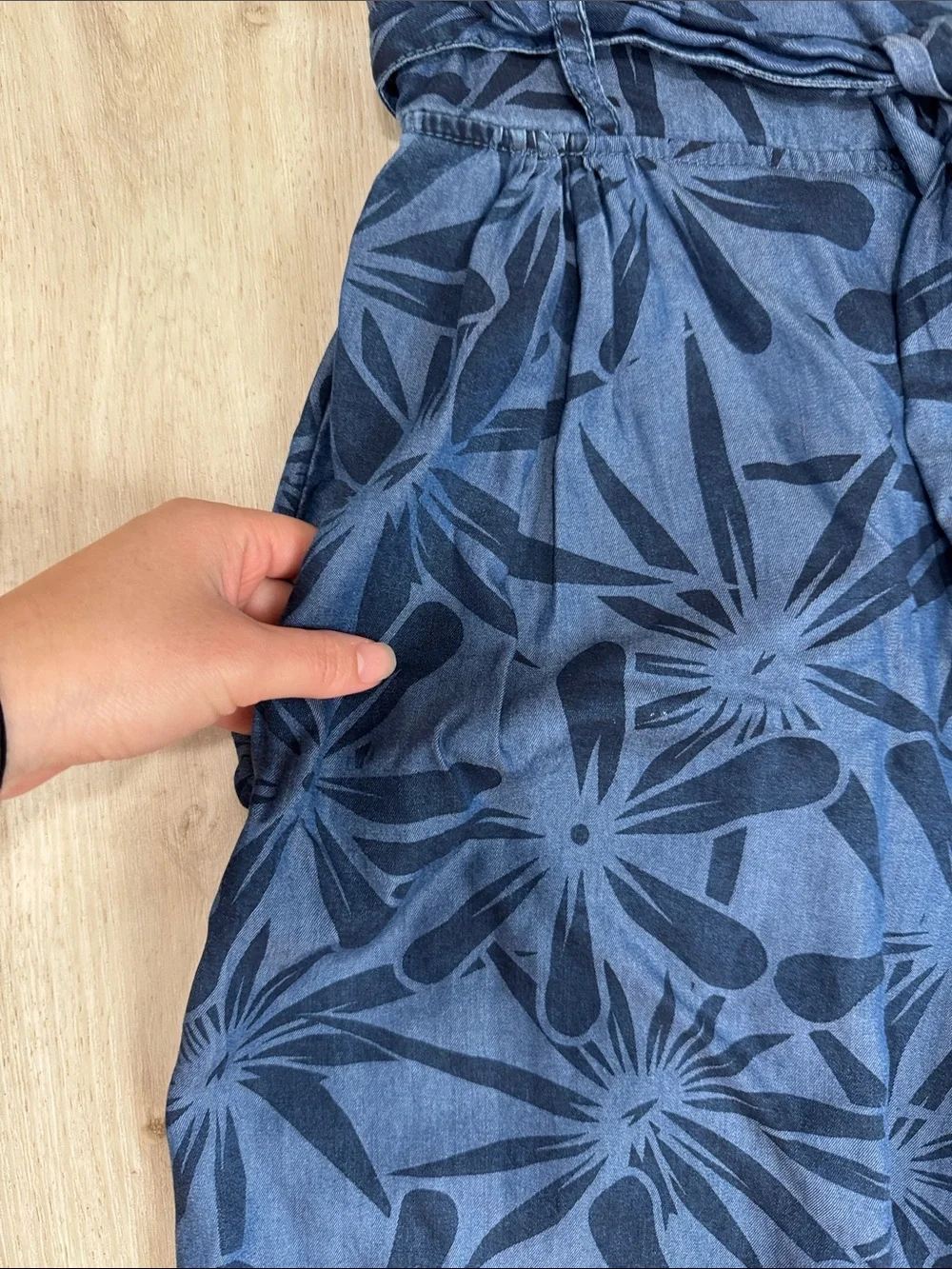 Tanoa Blue chambray Floral Pattern Wide Leg pull on Pants Hawaiian tropical
